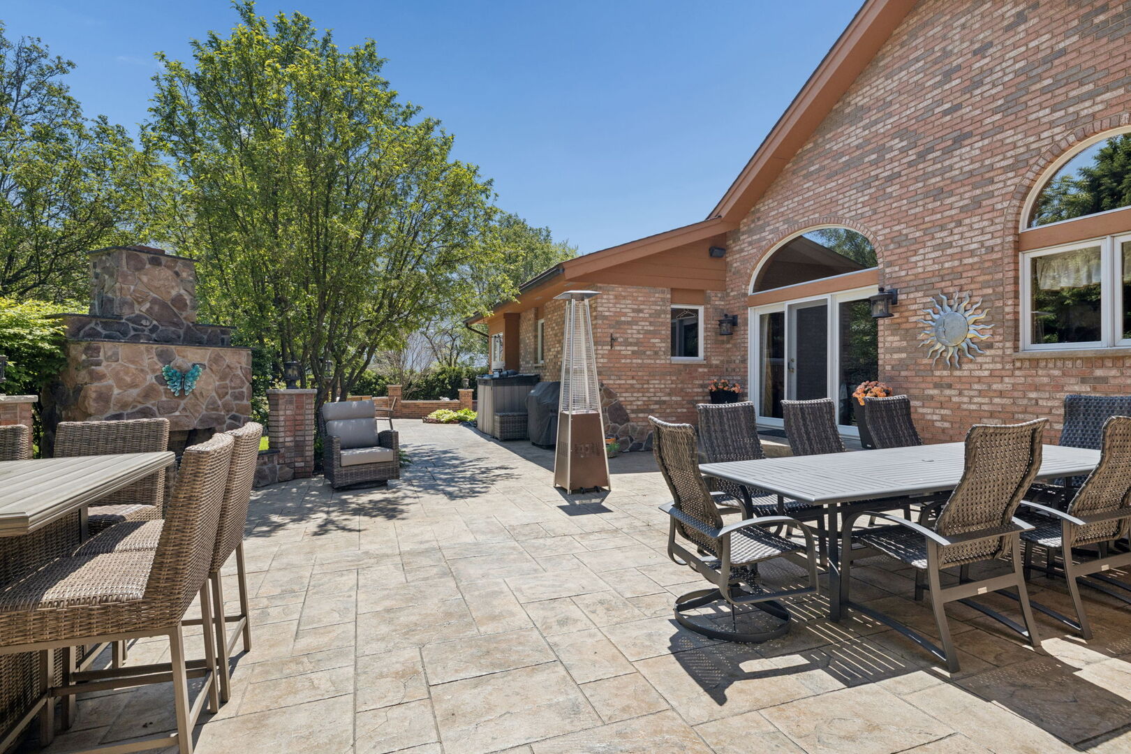 16253 S Regents Road, Homer Glen, IL 60491