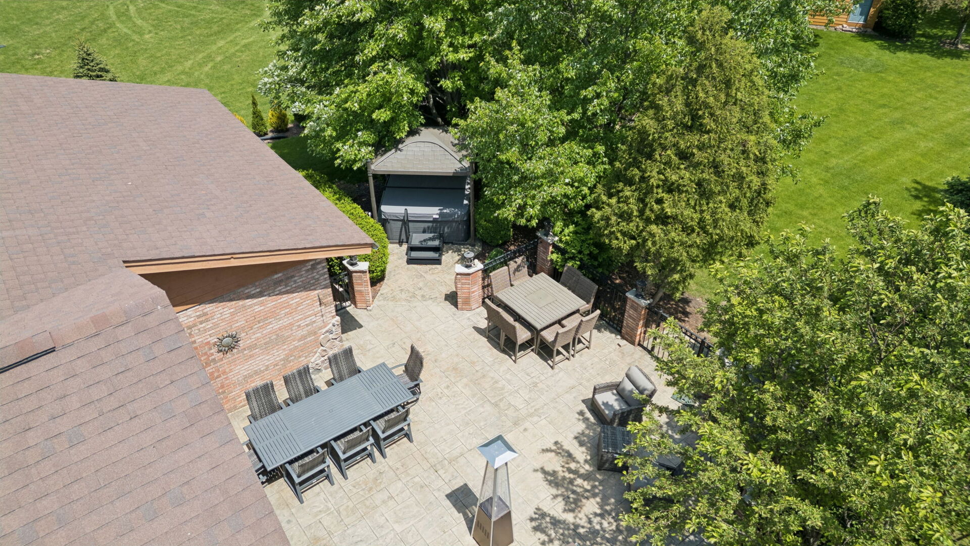 16253 S Regents Road, Homer Glen, IL 60491