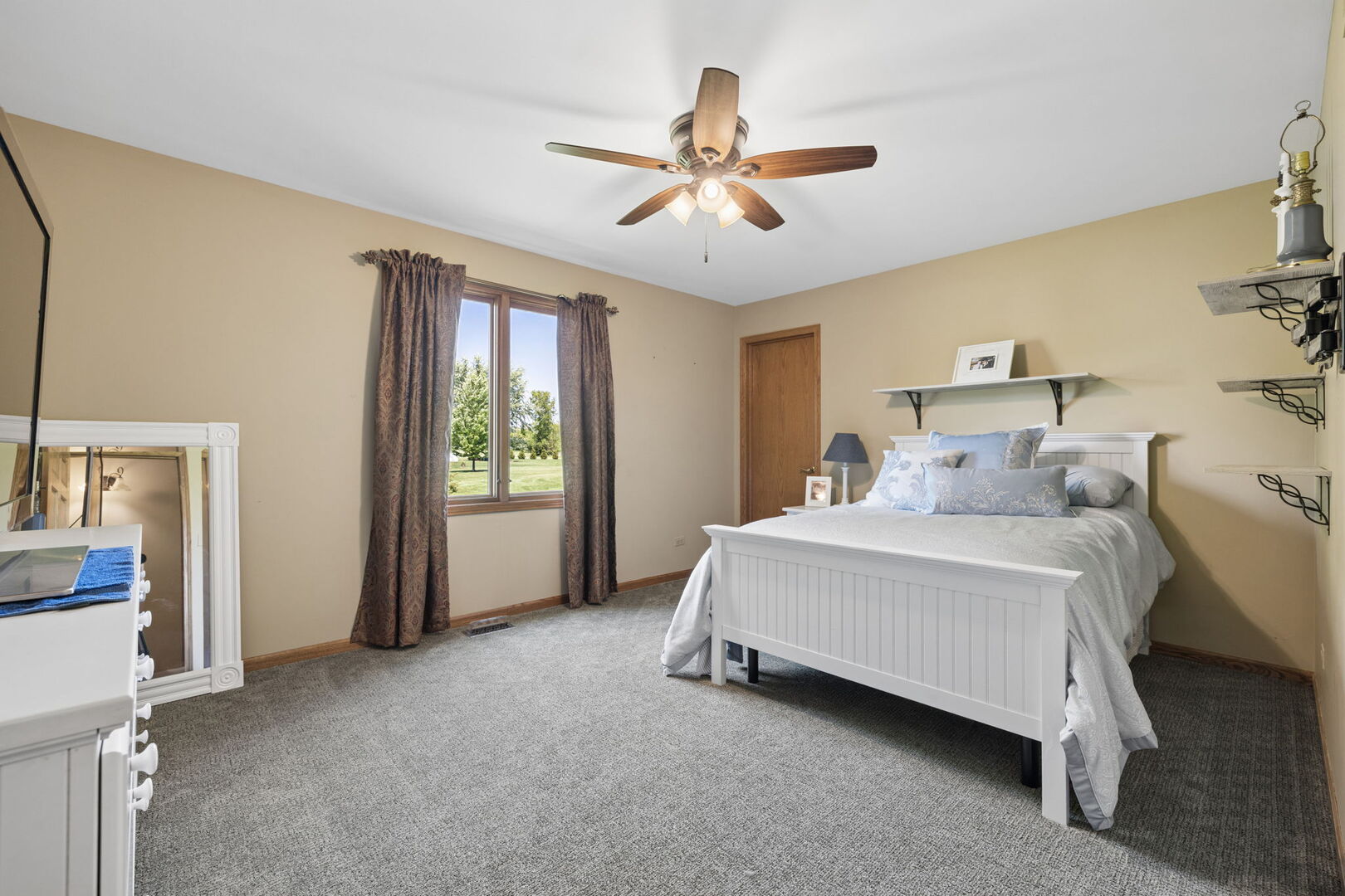 16253 S Regents Road, Homer Glen, IL 60491
