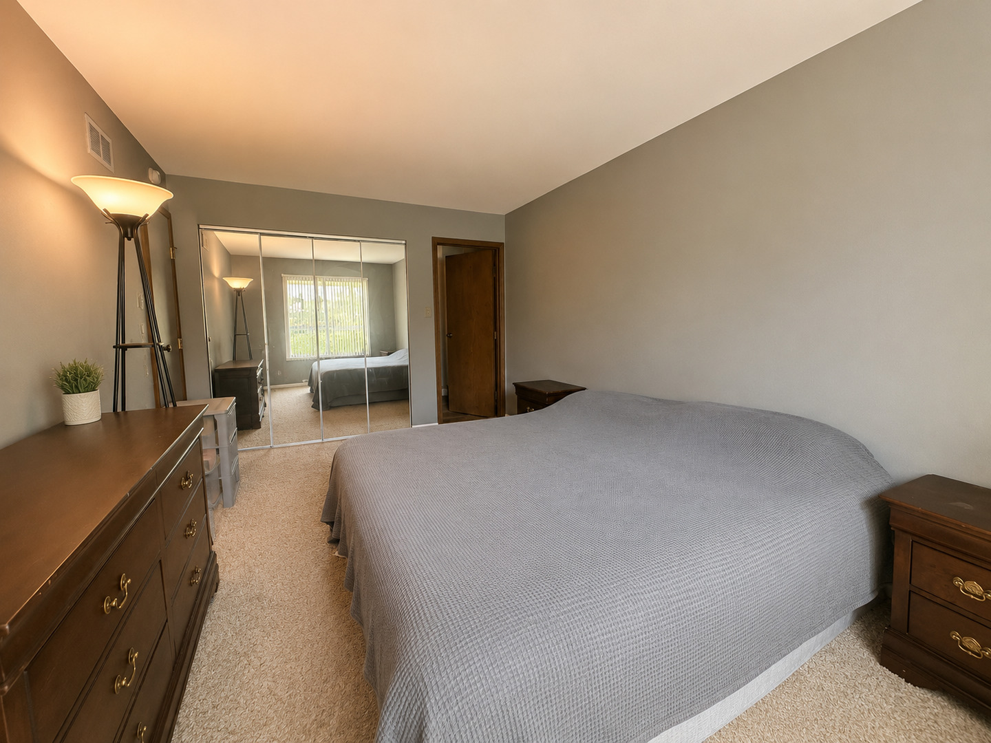 2301 183rd Street #104A, Homewood, IL 60430