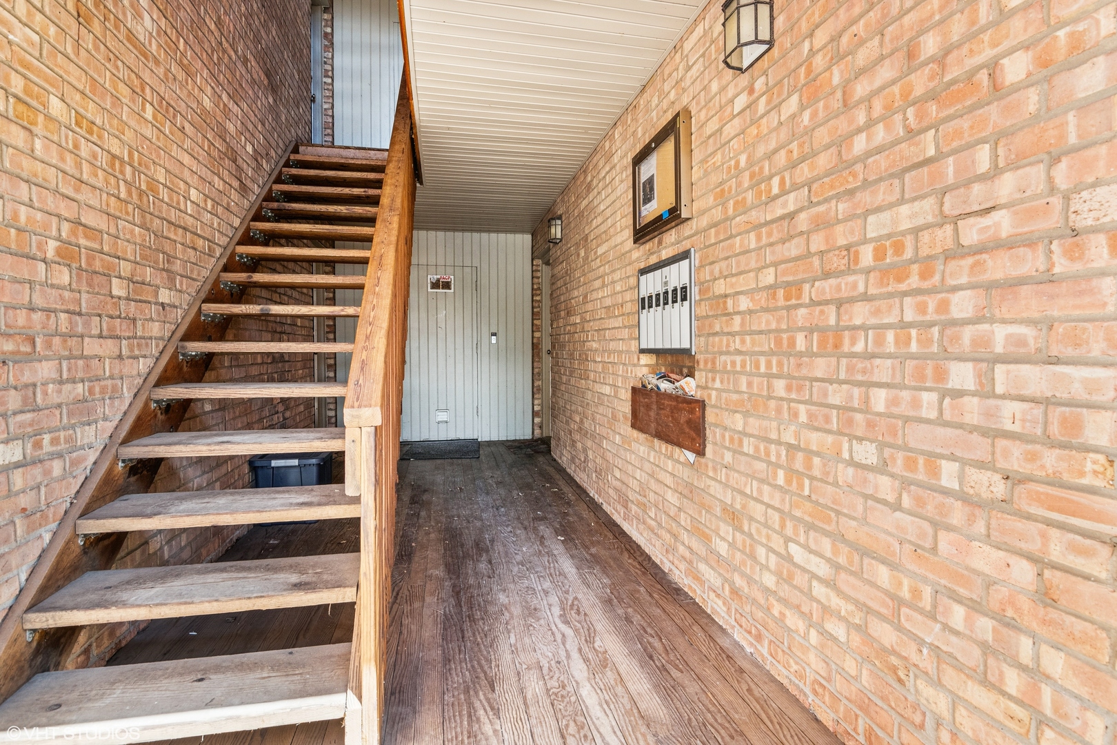 5803 Oakwood Drive #B, Lisle, IL 60532