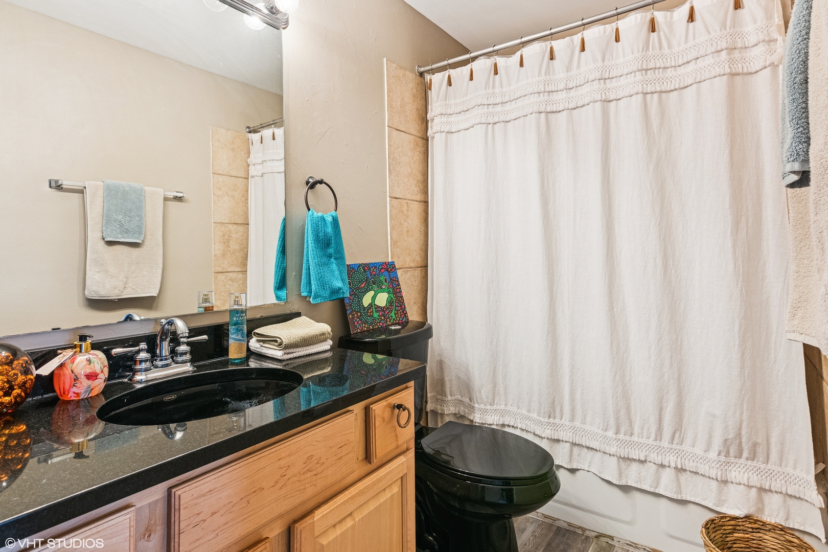 5803 Oakwood Drive #B, Lisle, IL 60532