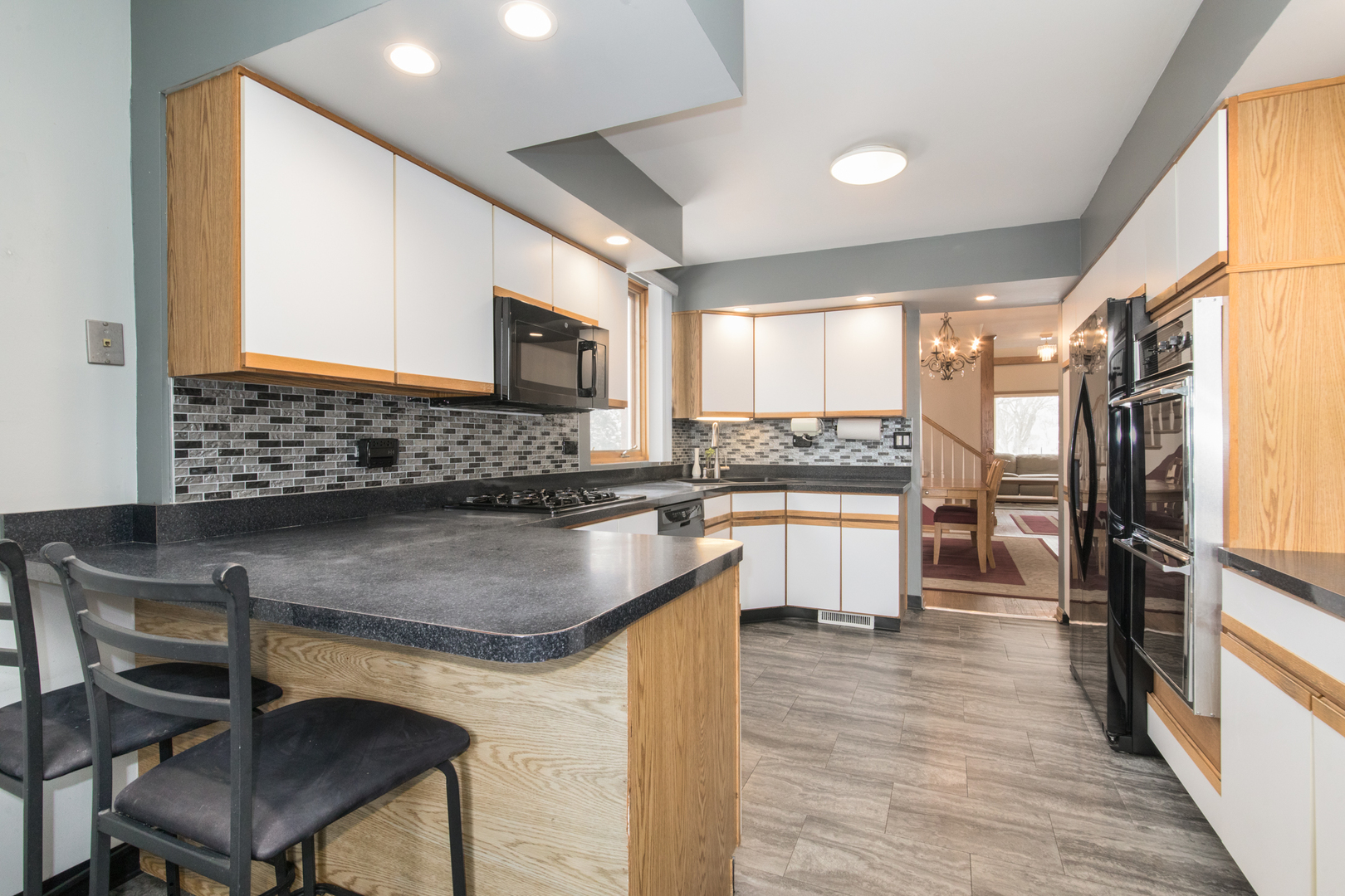 7349 W Ibsen Street, Chicago, IL 60631