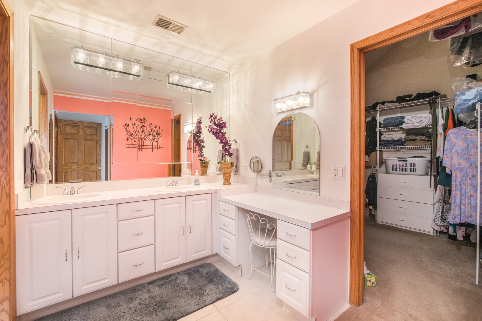 7349 W Ibsen Street, Chicago, IL 60631
