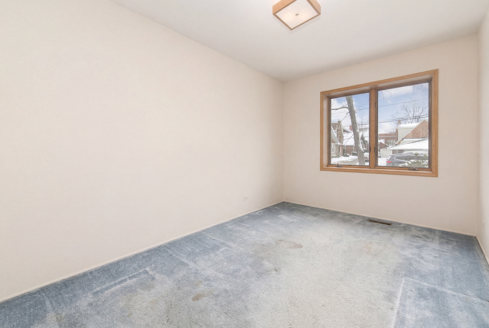 7349 W Ibsen Street, Chicago, IL 60631