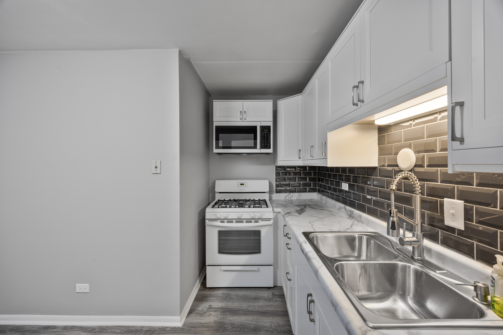 5343 Waterbury Court #2403, Crestwood, IL 60418