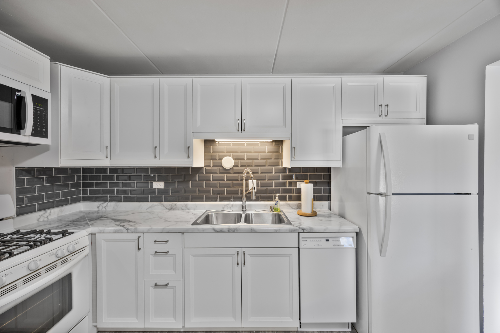 5343 Waterbury Court #2403, Crestwood, IL 60418
