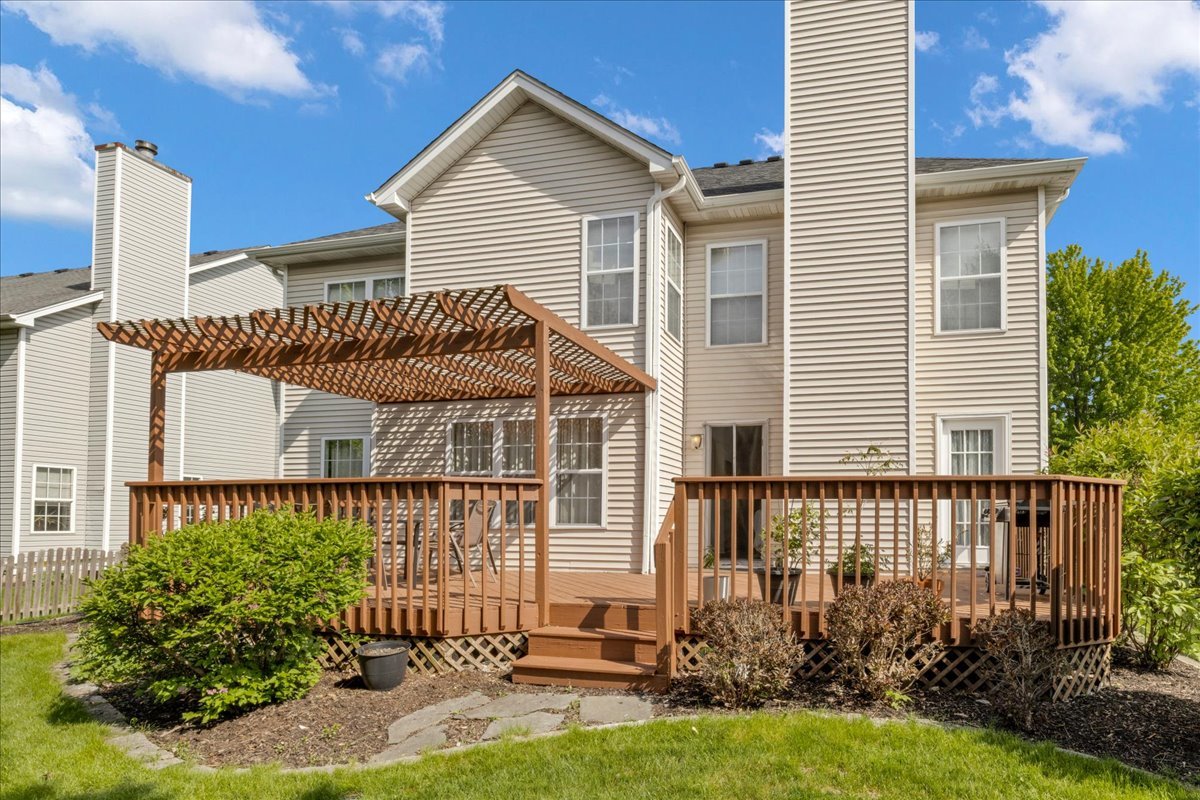 3424 Parliament Lane, Naperville, IL 60564
