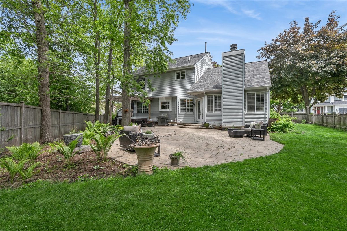 459 Rock Hall Circle, Grayslake, IL 60030