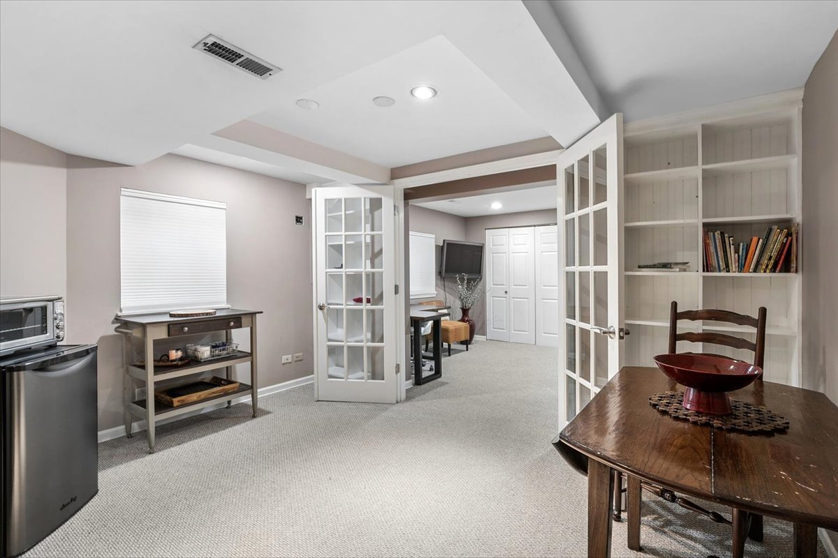 459 Rock Hall Circle, Grayslake, IL 60030
