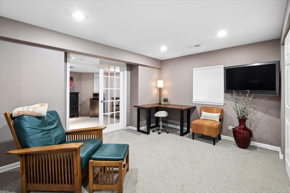 459 Rock Hall Circle, Grayslake, IL 60030
