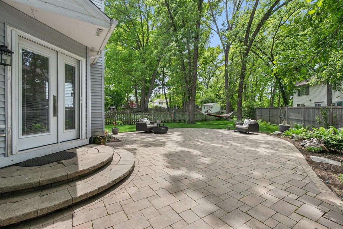 459 Rock Hall Circle, Grayslake, IL 60030