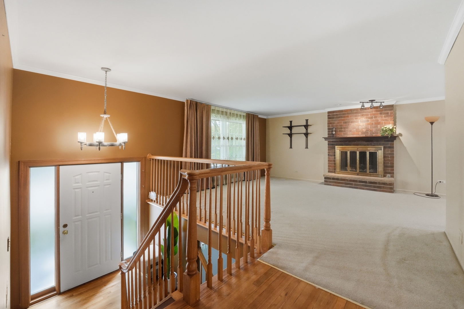 516 Janine Lane, Schaumburg, IL 60193