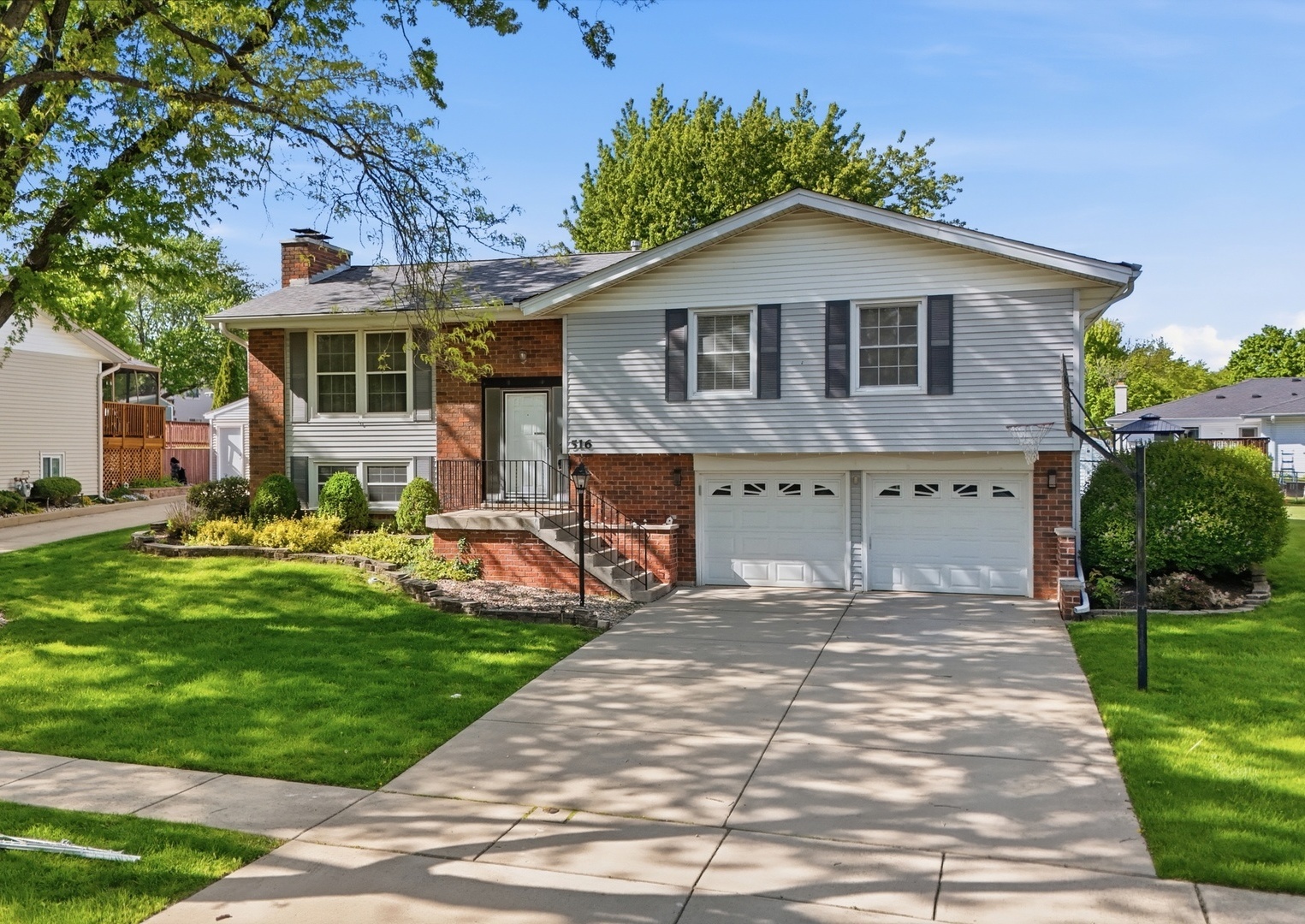 516 Janine Lane, Schaumburg, IL 60193