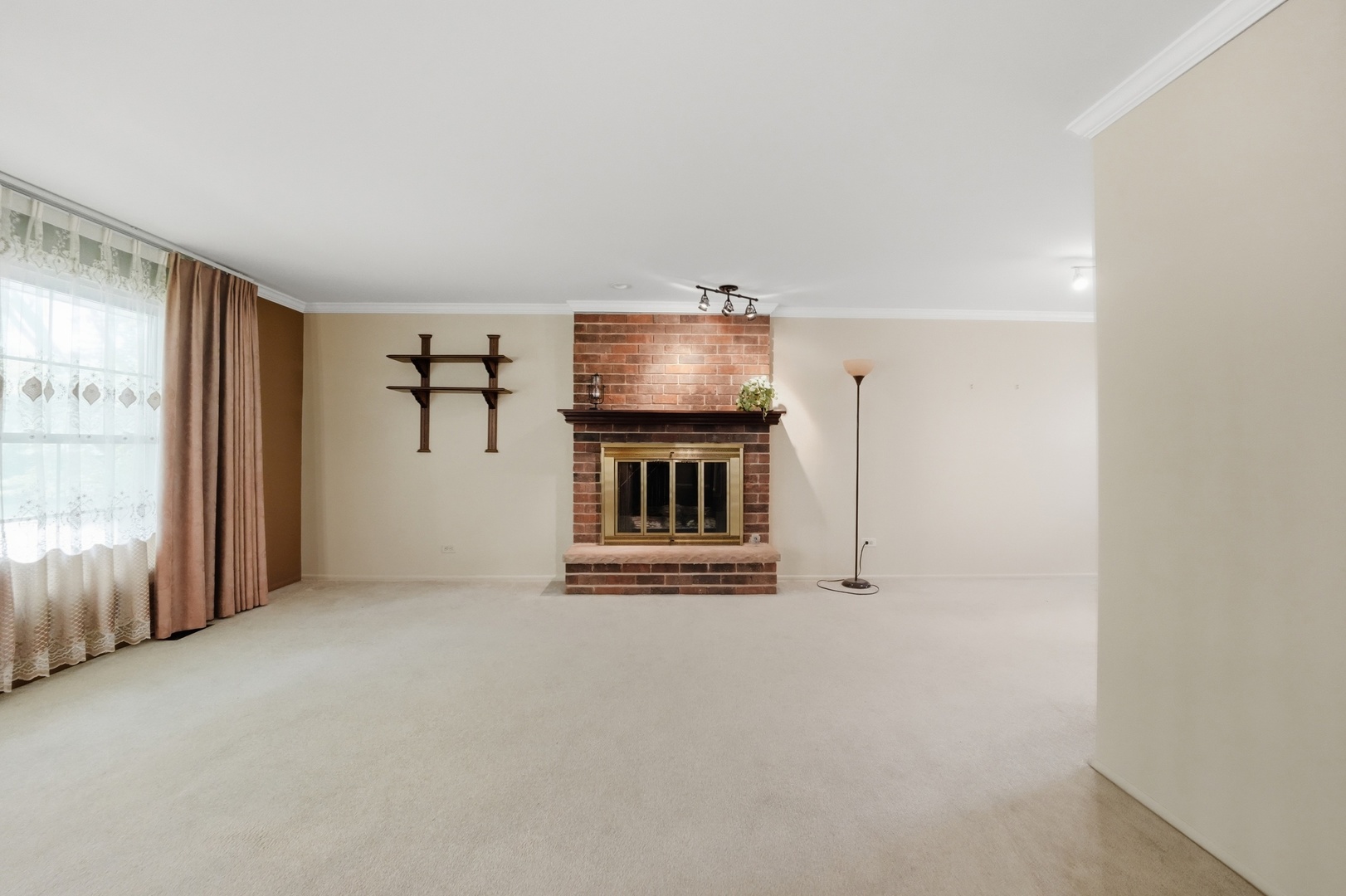 516 Janine Lane, Schaumburg, IL 60193