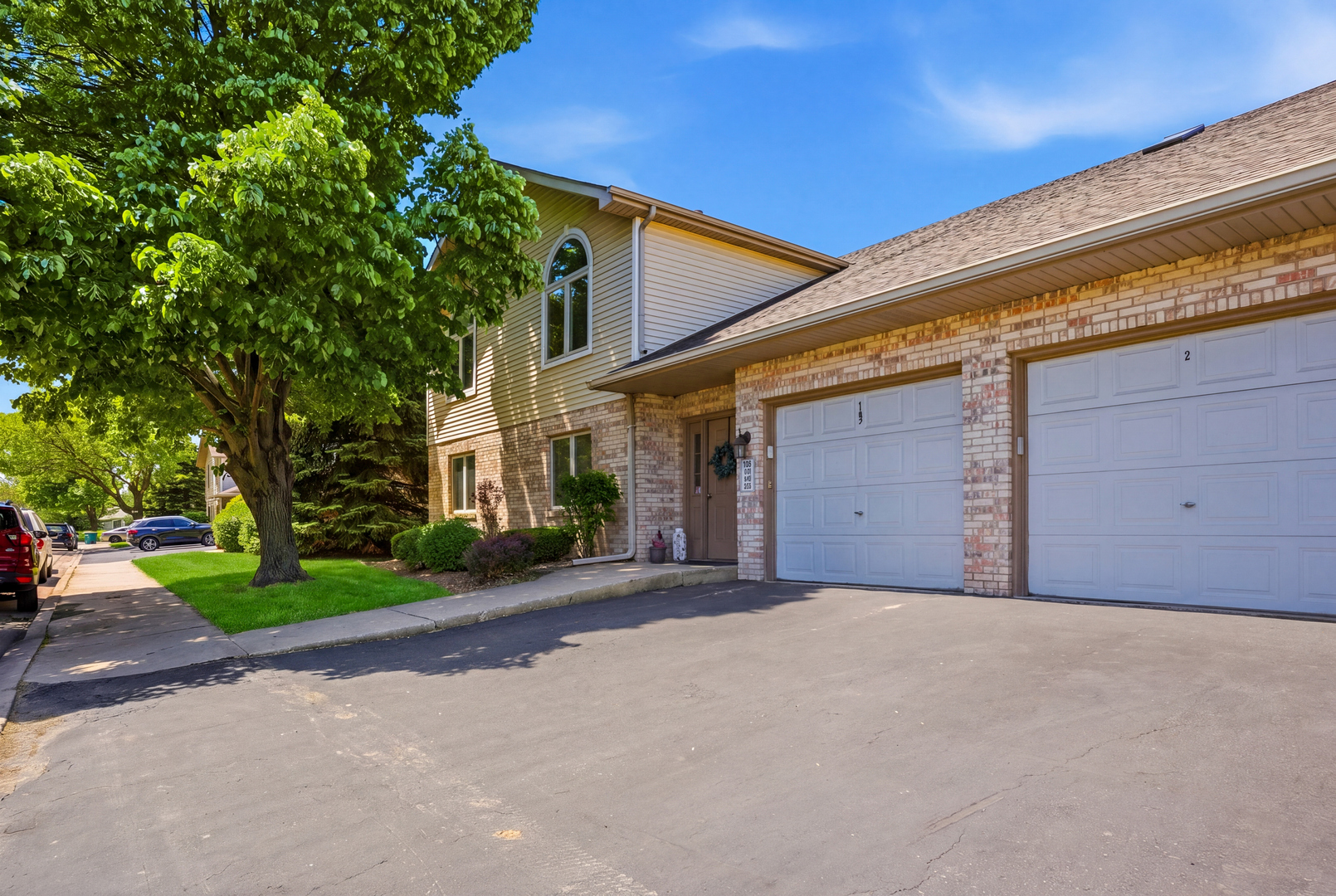 167 Barbara Jean Lane #167, Joliet, IL 60436