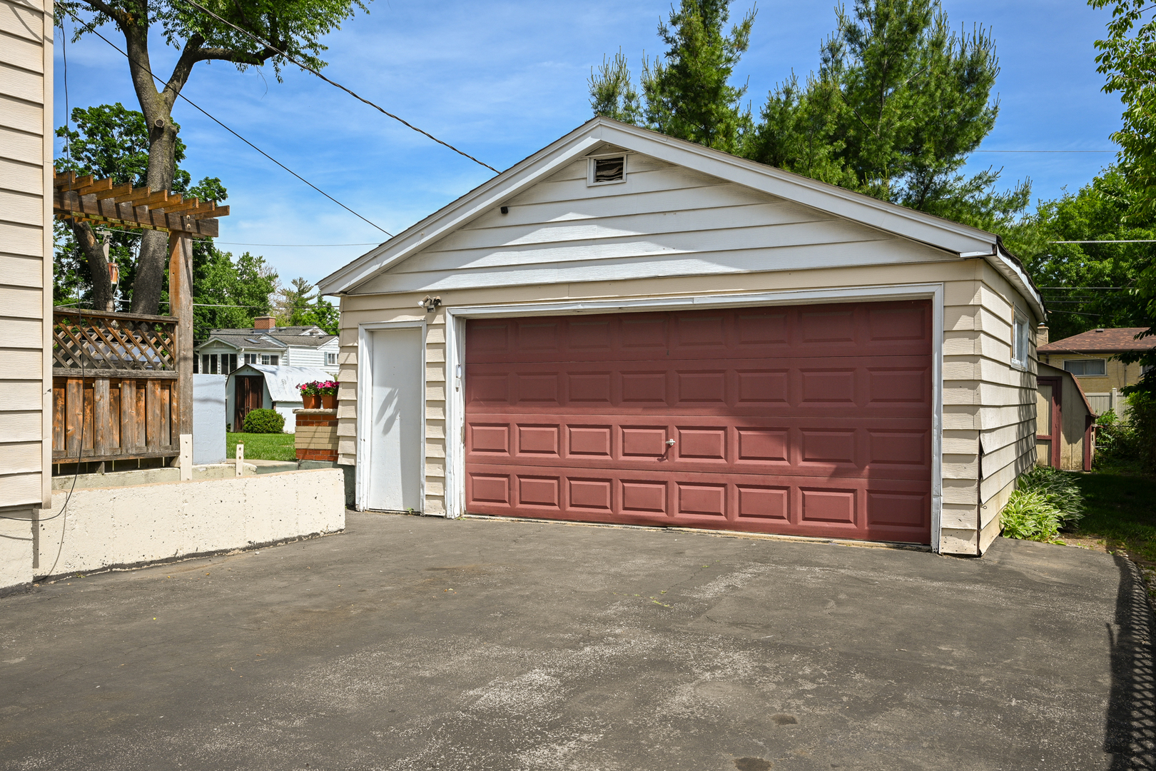 114 W Berkshire Avenue, Lombard, IL 60148