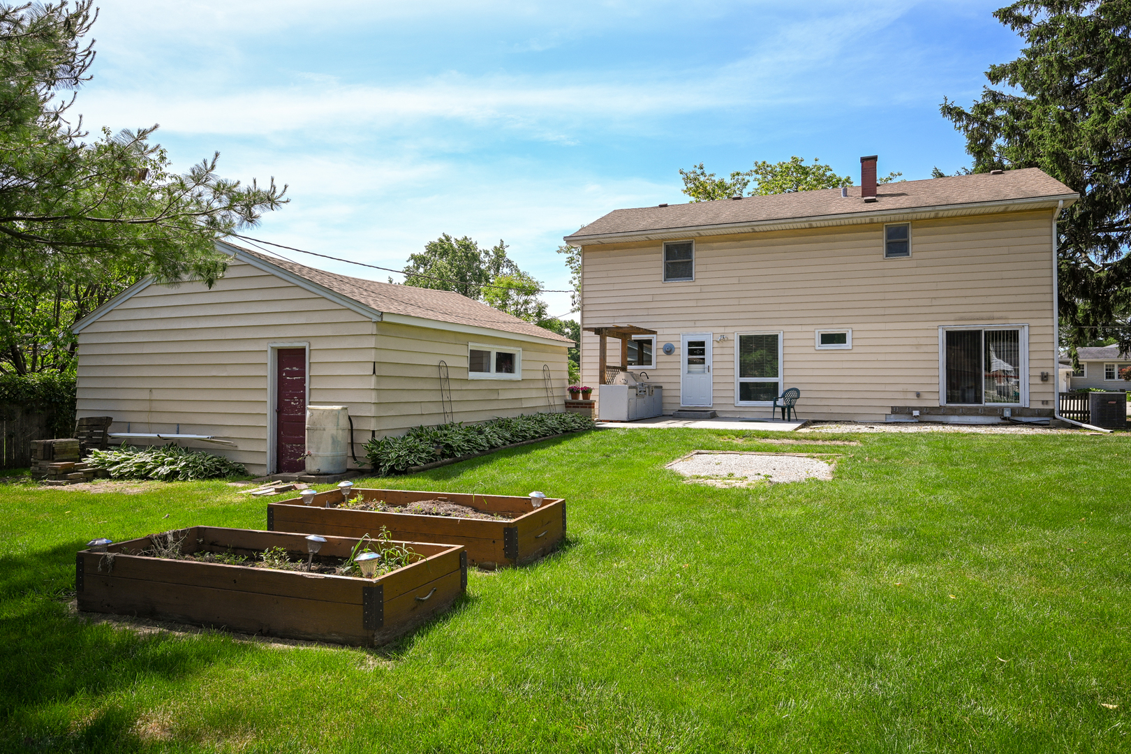114 W Berkshire Avenue, Lombard, IL 60148