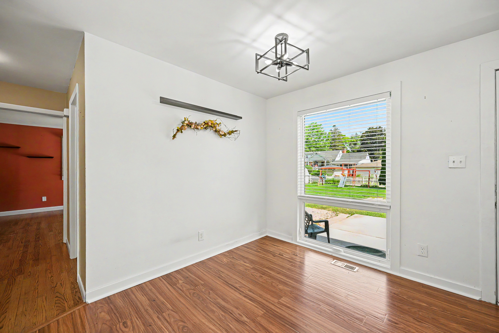 114 W Berkshire Avenue, Lombard, IL 60148