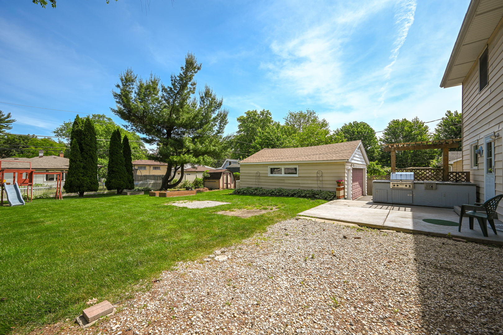 114 W Berkshire Avenue, Lombard, IL 60148