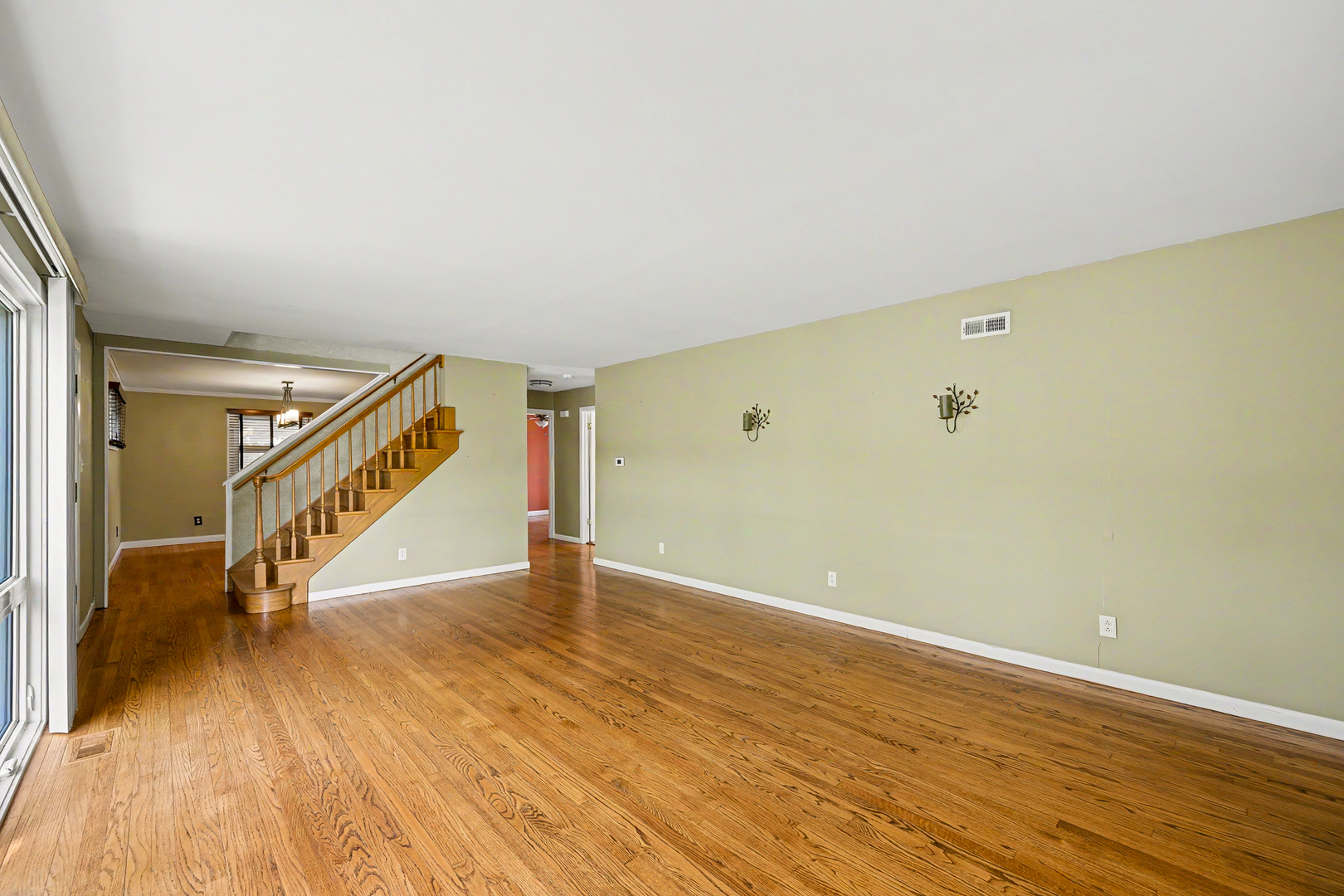 114 W Berkshire Avenue, Lombard, IL 60148