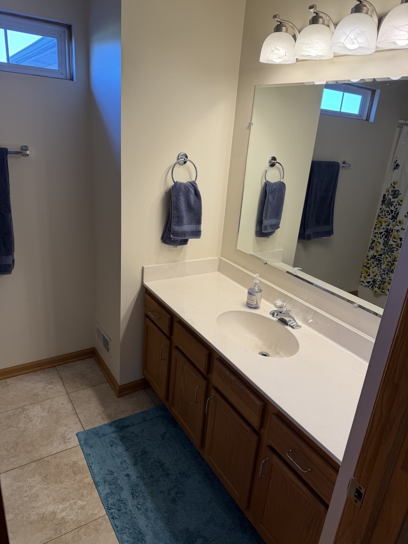 18251 Kirby Drive #1, Tinley Park, IL 60487
