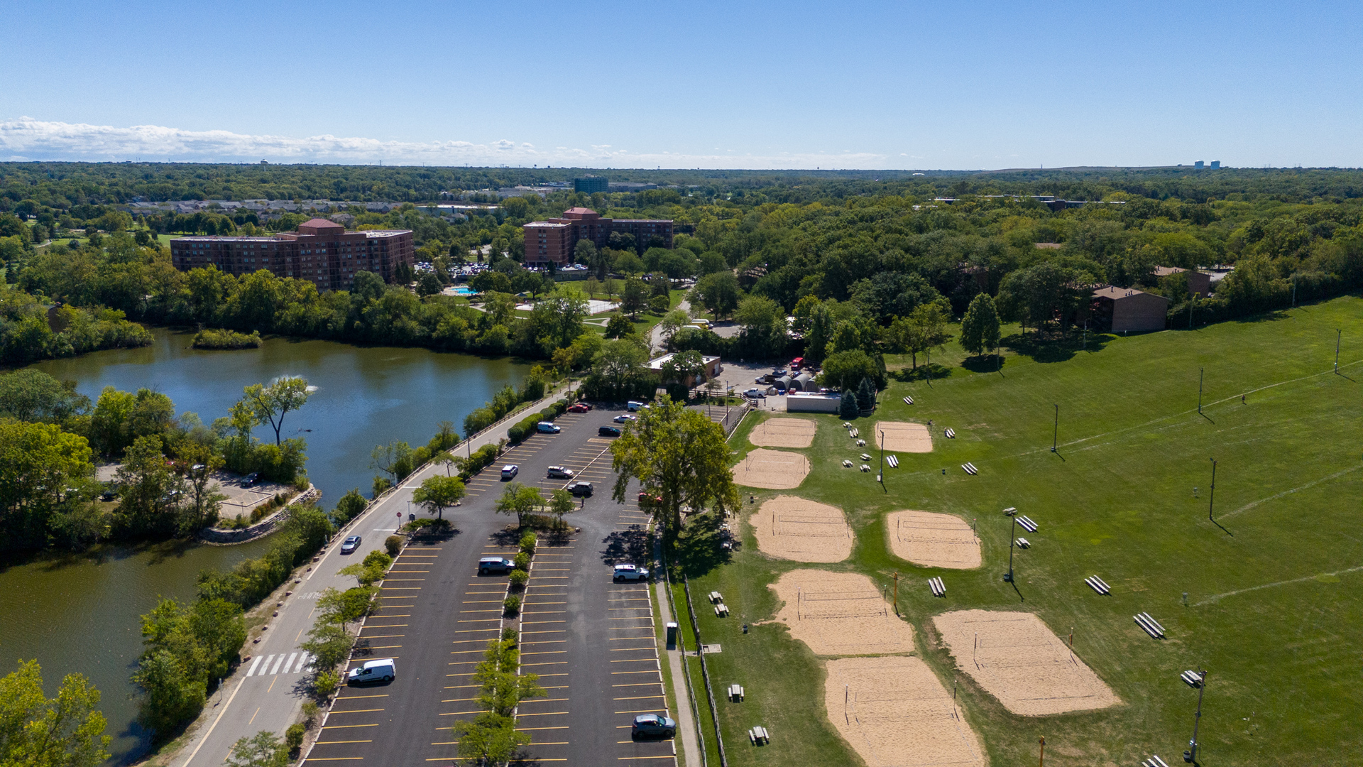 5950 OAKWOOD Drive #4K, Lisle, IL 60532