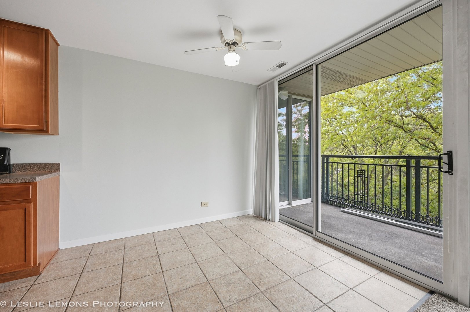 5950 OAKWOOD Drive #4K, Lisle, IL 60532