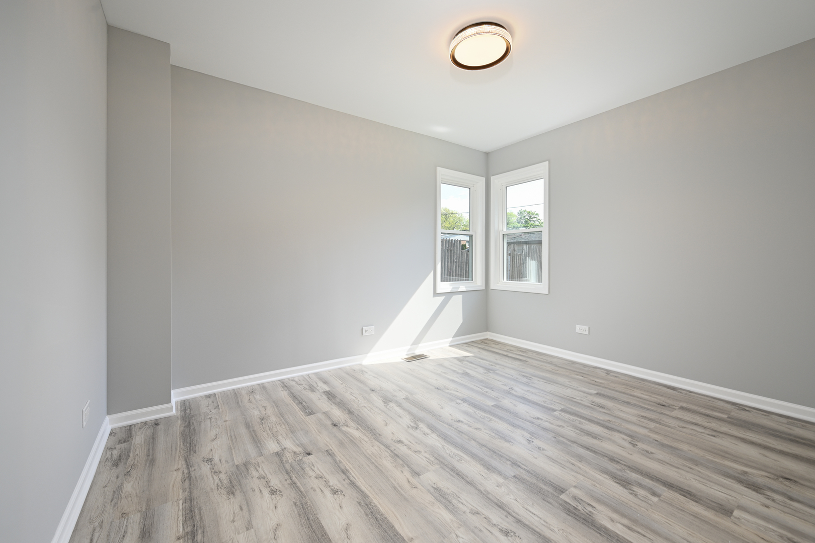 3211 GEORGE Street, Franklin Park, IL 60131