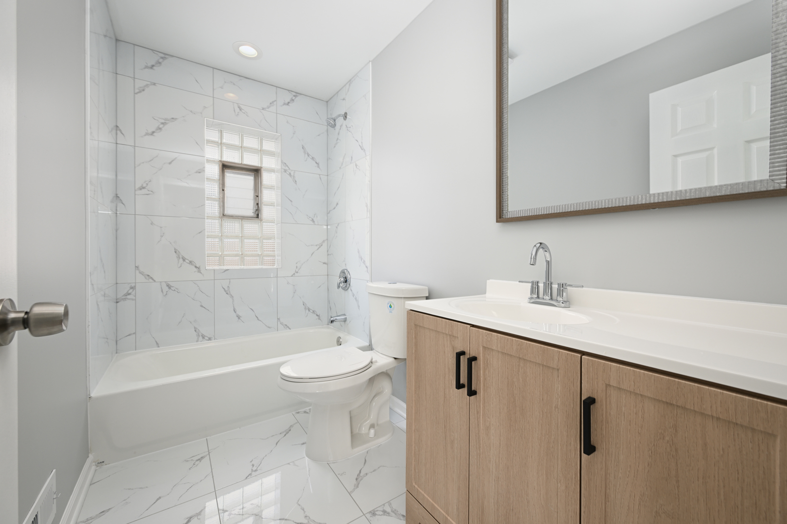 3211 GEORGE Street, Franklin Park, IL 60131