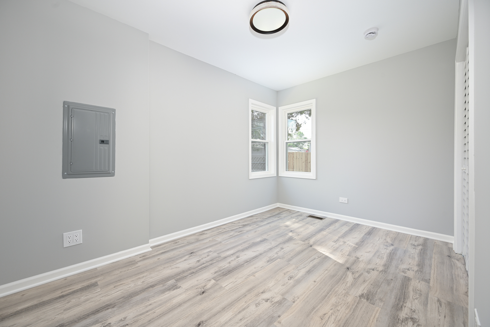 3211 GEORGE Street, Franklin Park, IL 60131