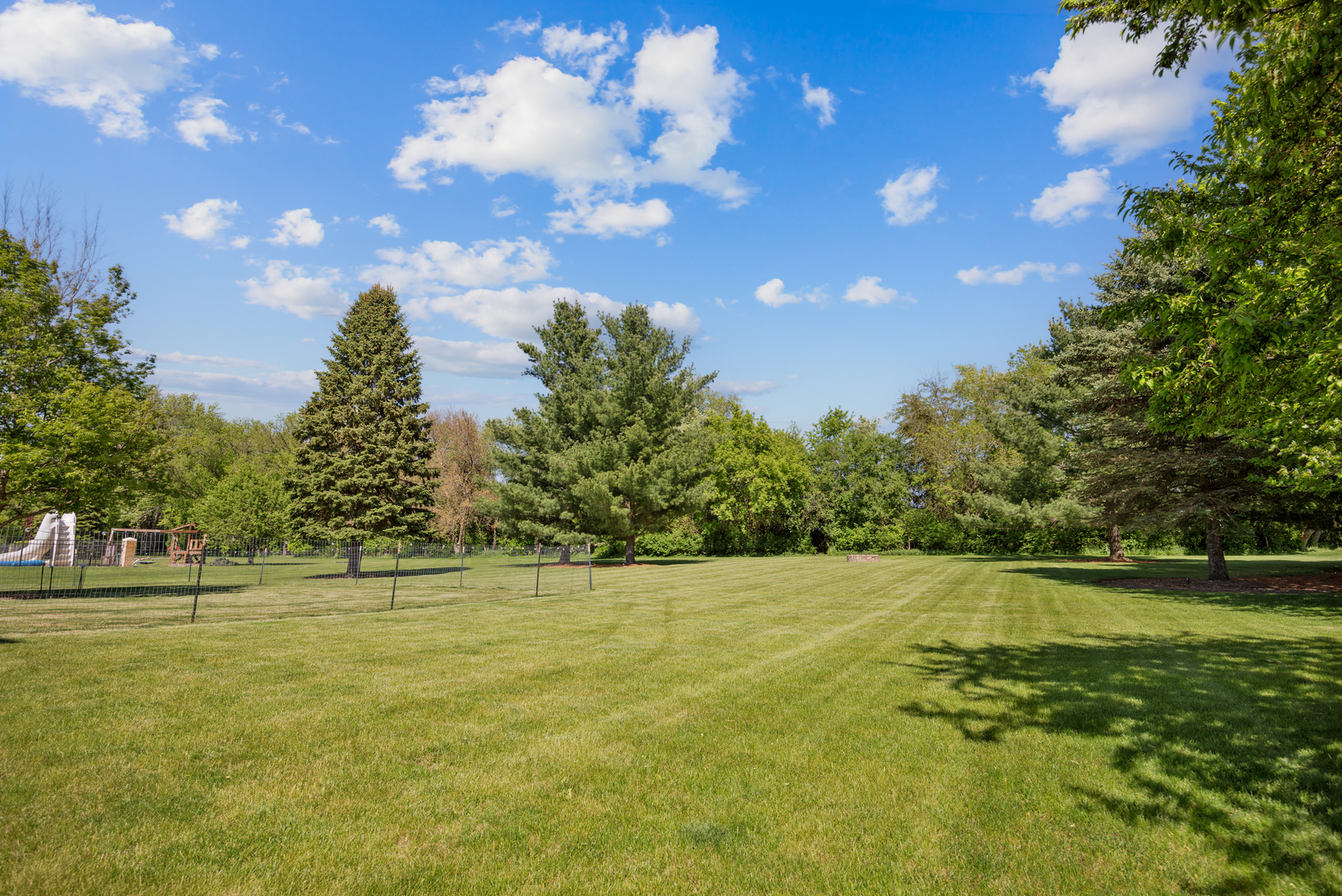 10902 Red Hawk Lane, Spring Grove, IL 60081