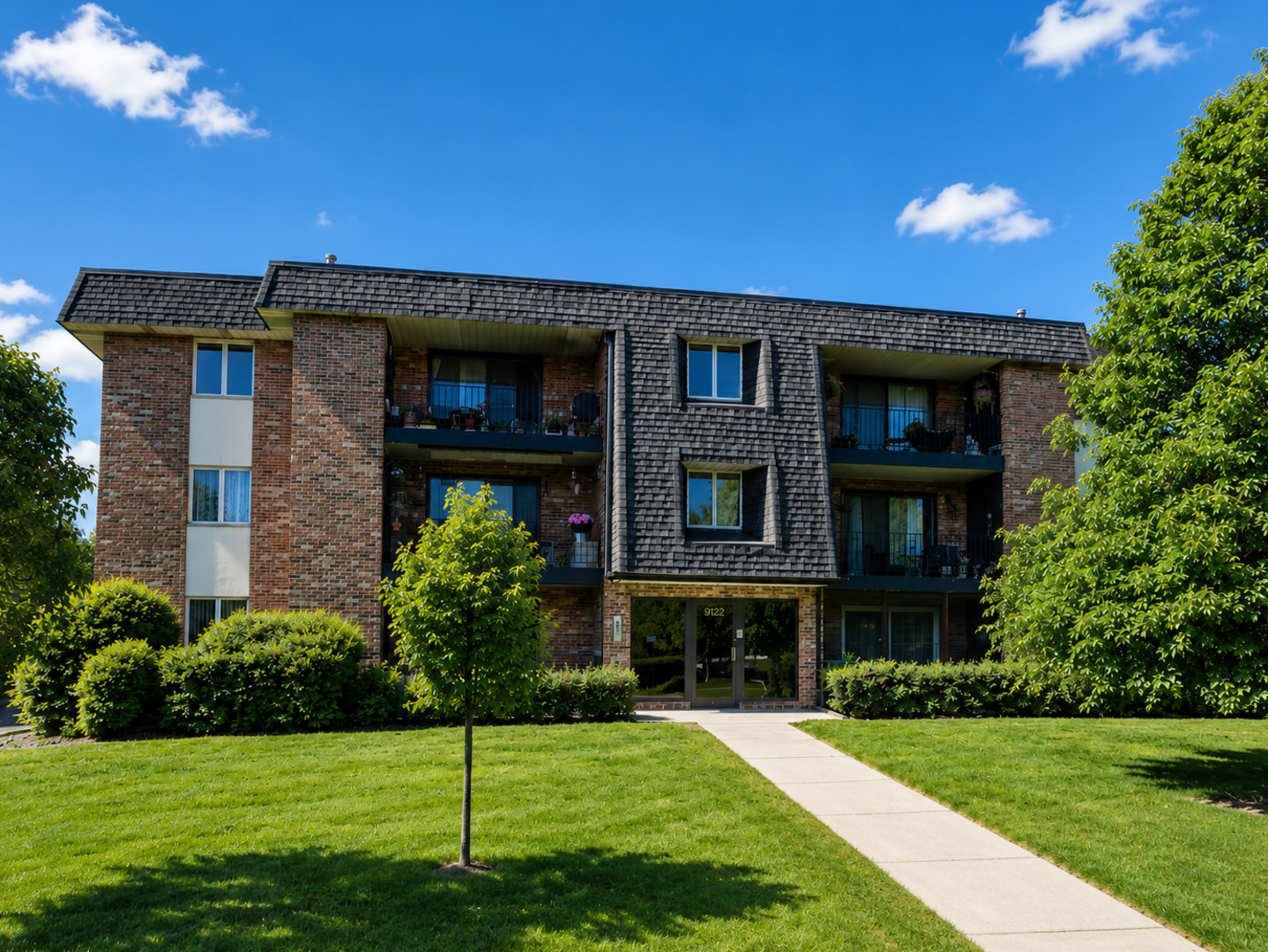 9122 W 140th Street #1SW, Orland Park, IL 60462