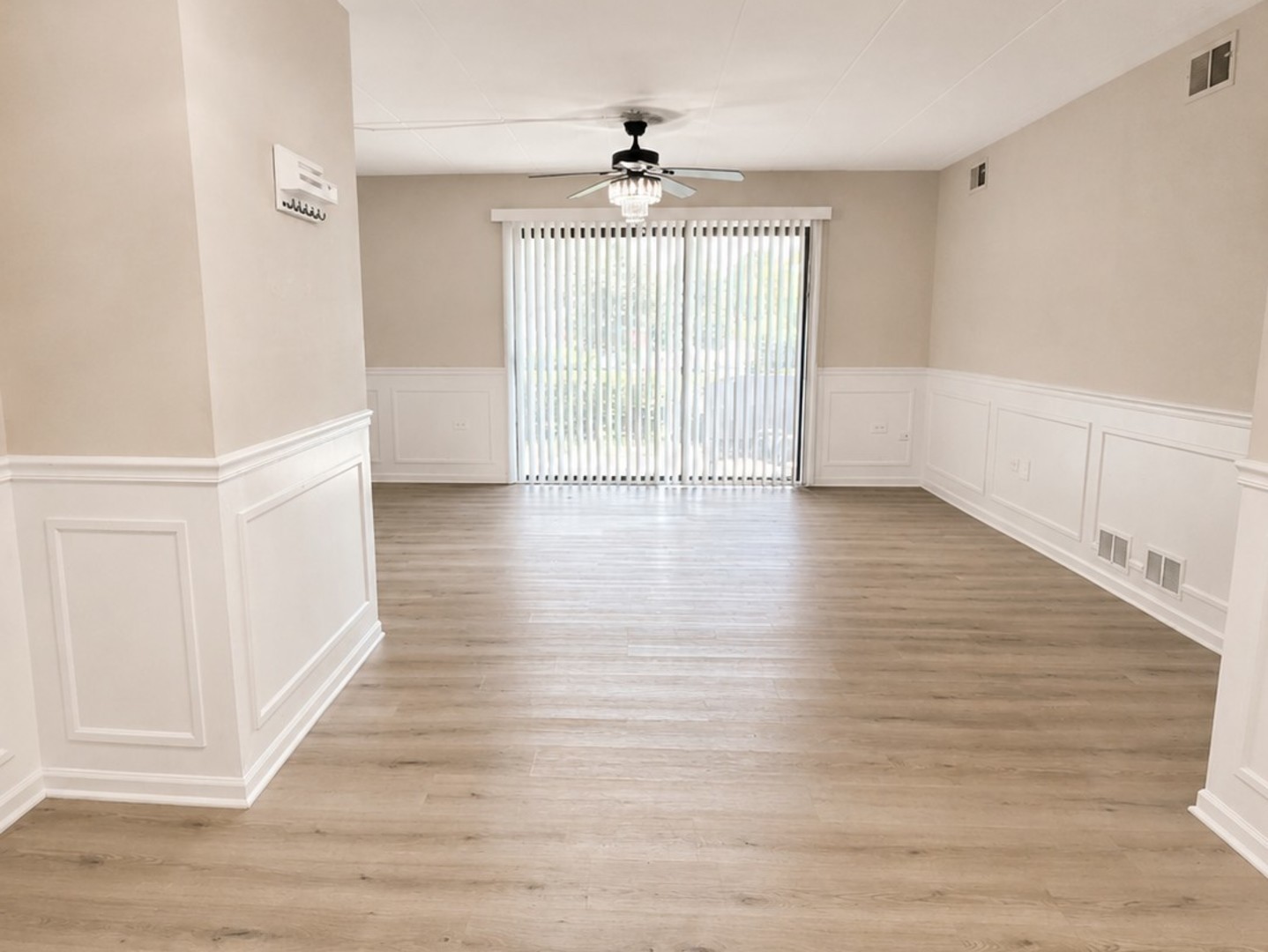 9122 W 140th Street #1SW, Orland Park, IL 60462