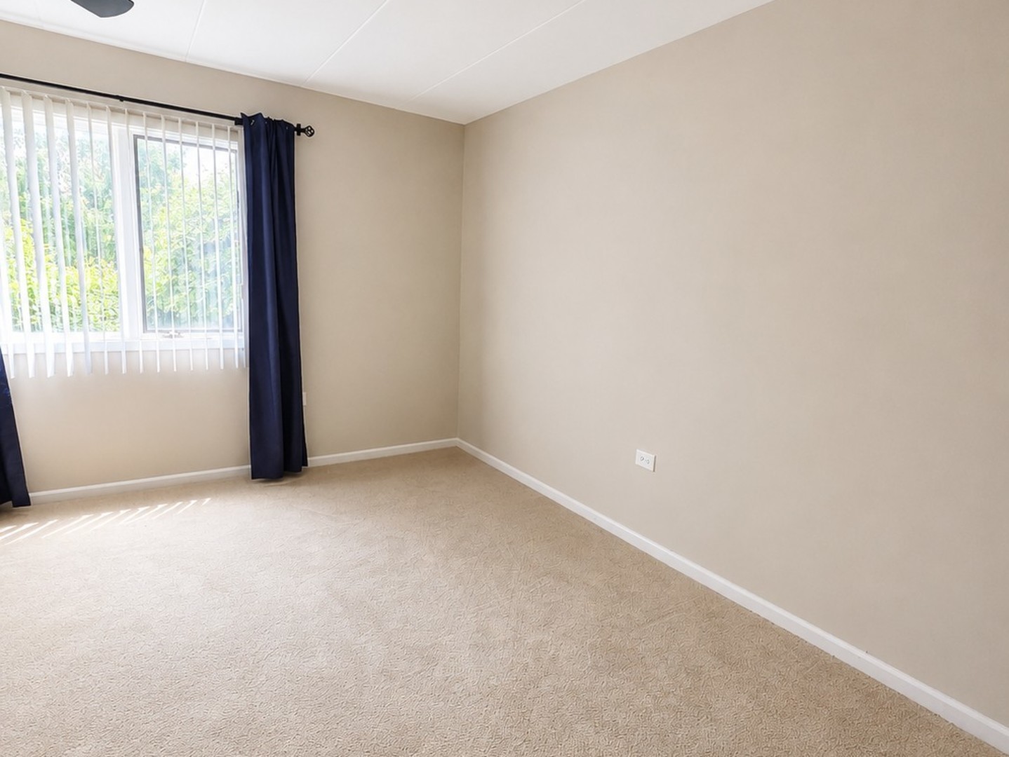 9122 W 140th Street #1SW, Orland Park, IL 60462