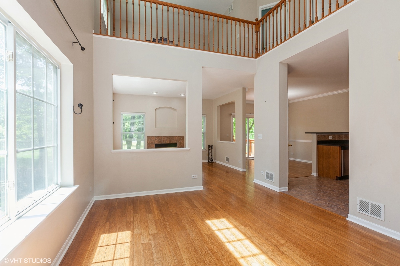 2215 Stoughton Drive #2215, Aurora, IL 60502