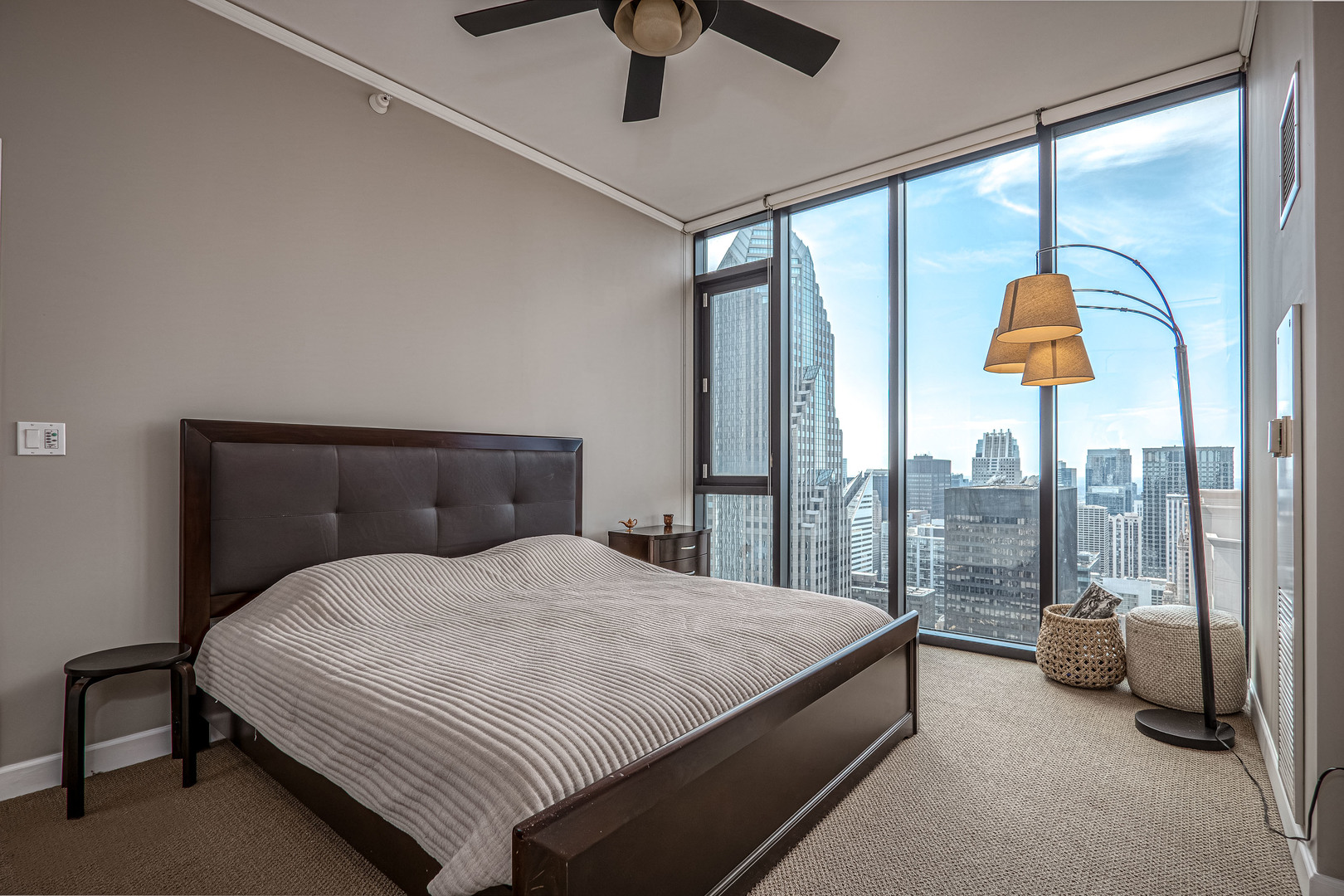 225 N Columbus Drive #5701, Chicago, IL 60601
