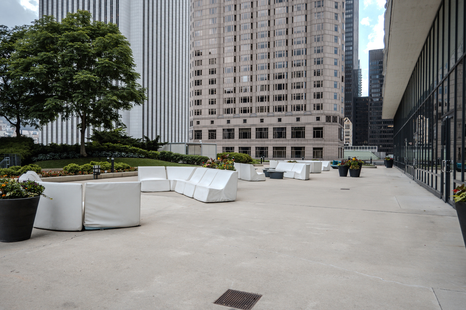 225 N Columbus Drive #5701, Chicago, IL 60601