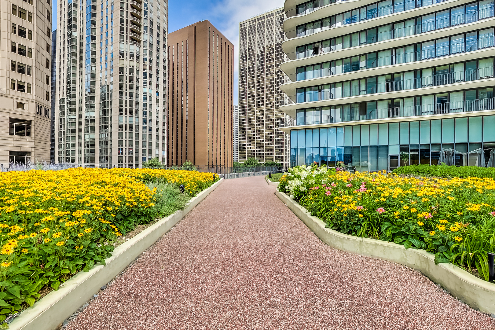 225 N Columbus Drive #5701, Chicago, IL 60601
