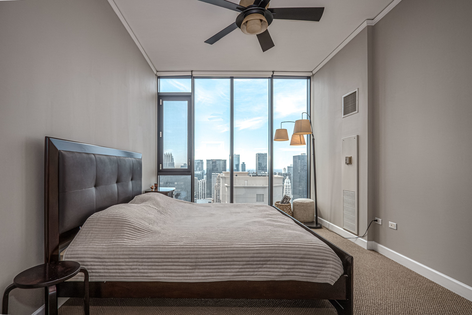 225 N Columbus Drive #5701, Chicago, IL 60601