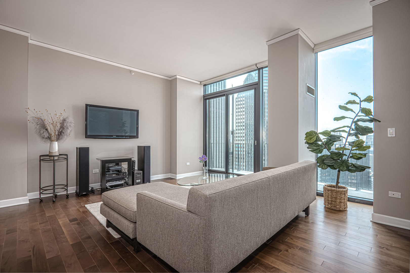 225 N Columbus Drive #5701, Chicago, IL 60601