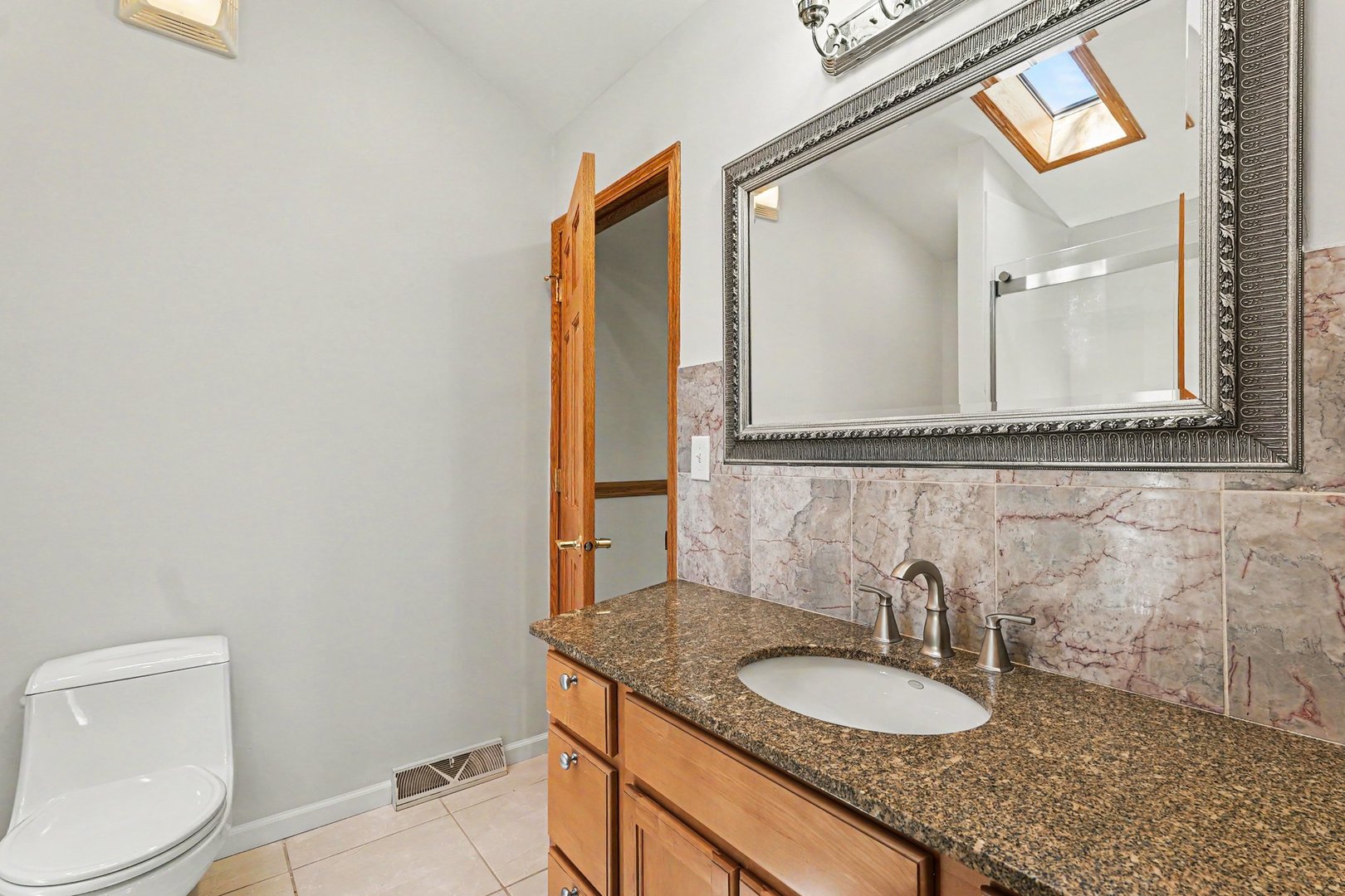 6351 W 124th Place, Palos Heights, IL 60463
