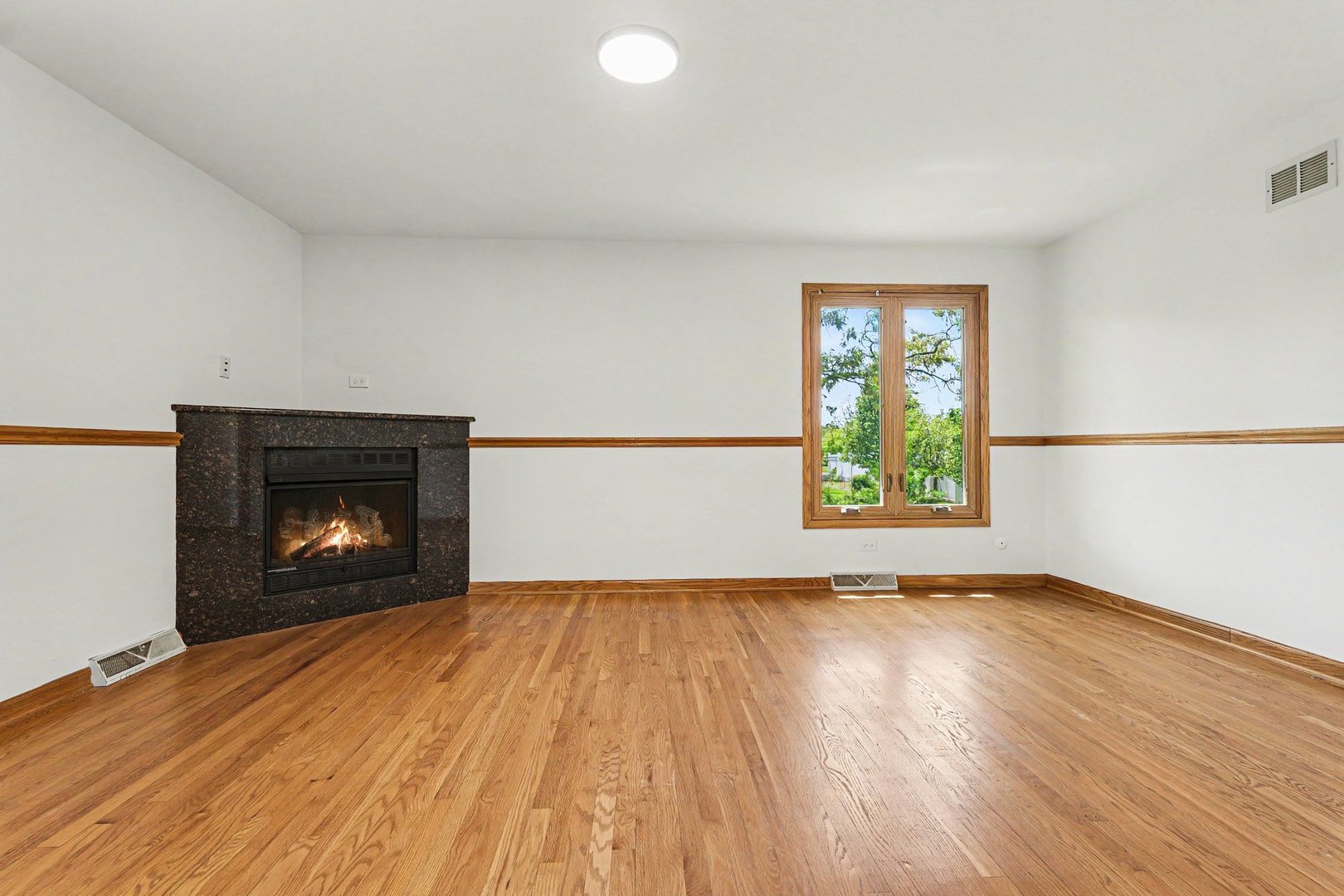 6351 W 124th Place, Palos Heights, IL 60463