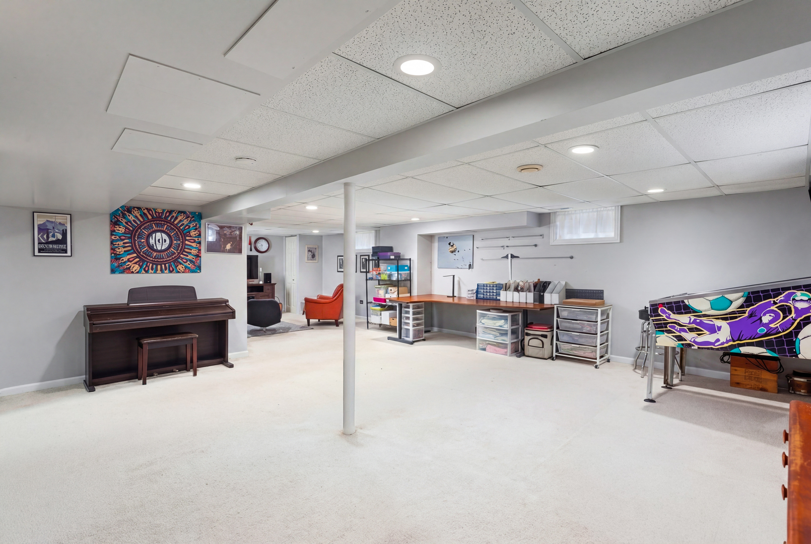 826 N Main Street, Naperville, IL 60563