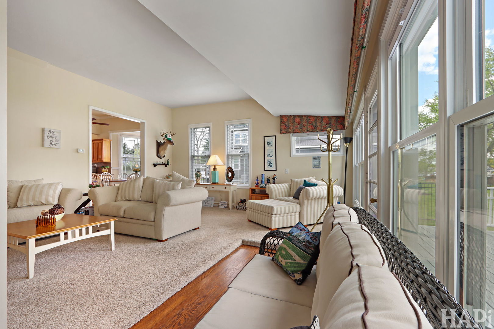 1611 N Woodlawn Park Avenue, McHenry, IL 60051