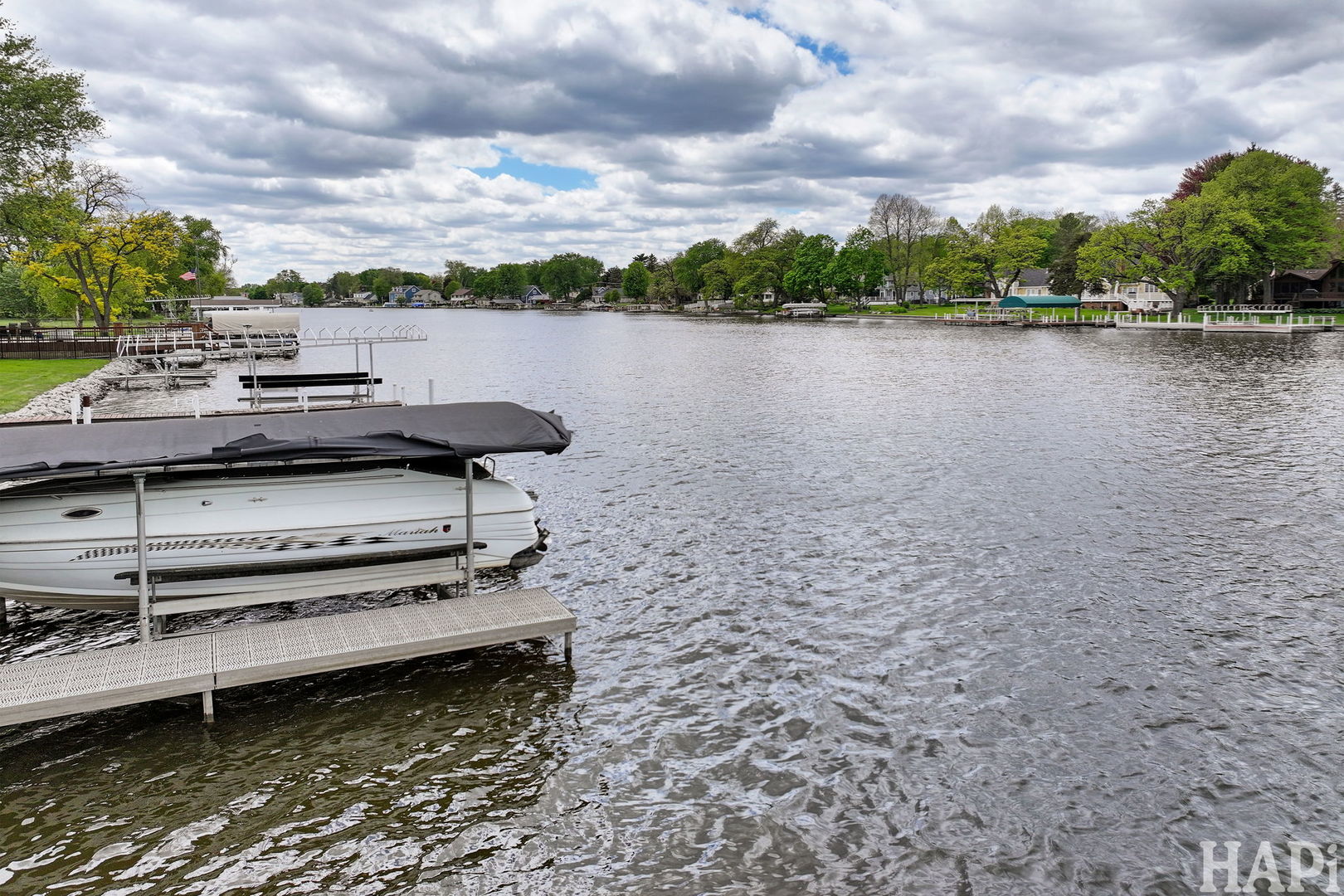 1611 N Woodlawn Park Avenue, McHenry, IL 60051