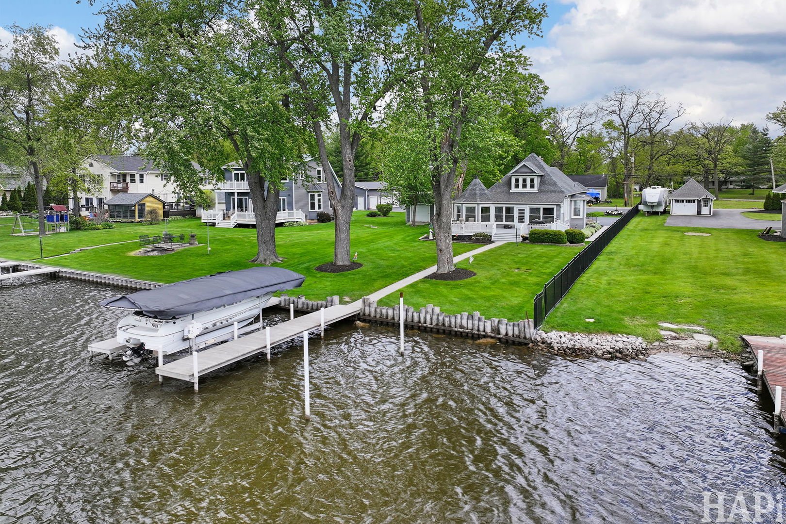 1611 N Woodlawn Park Avenue, McHenry, IL 60051