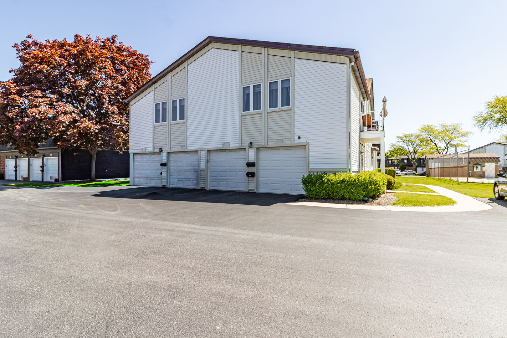 414 INVERRARY Lane #414, Deerfield, IL 60015