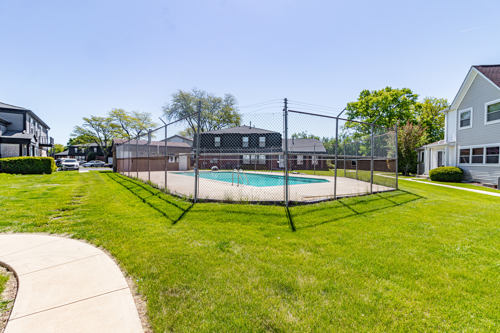 414 INVERRARY Lane #414, Deerfield, IL 60015