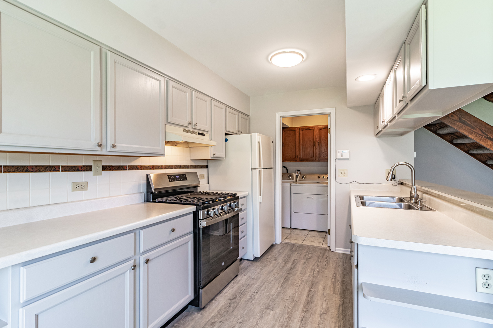 414 INVERRARY Lane #414, Deerfield, IL 60015